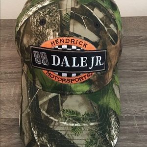 Dale Jr #88 NASCAR Hendrick Motorsports Camo NWOT Adjustable Cap Hat